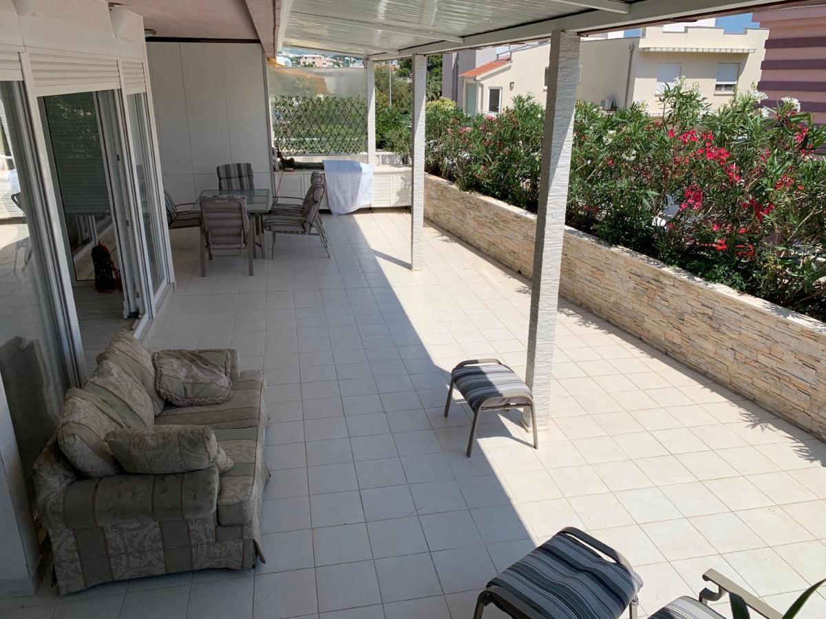 Apartment Relax Whit Big Terrace 170M2 Near The Beach Split Exterior photo