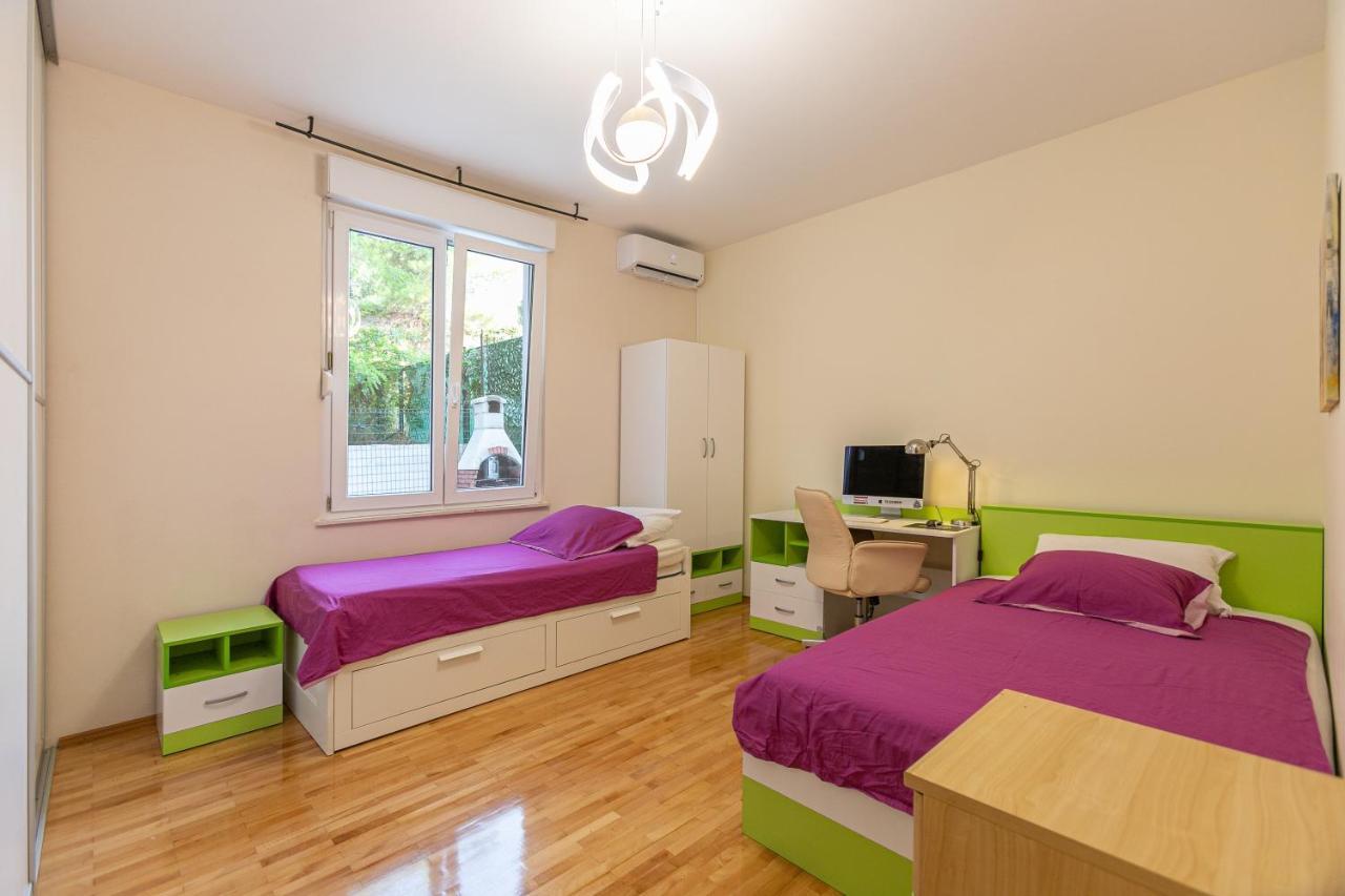 Apartment Relax Whit Big Terrace 170M2 Near The Beach Split Exterior photo